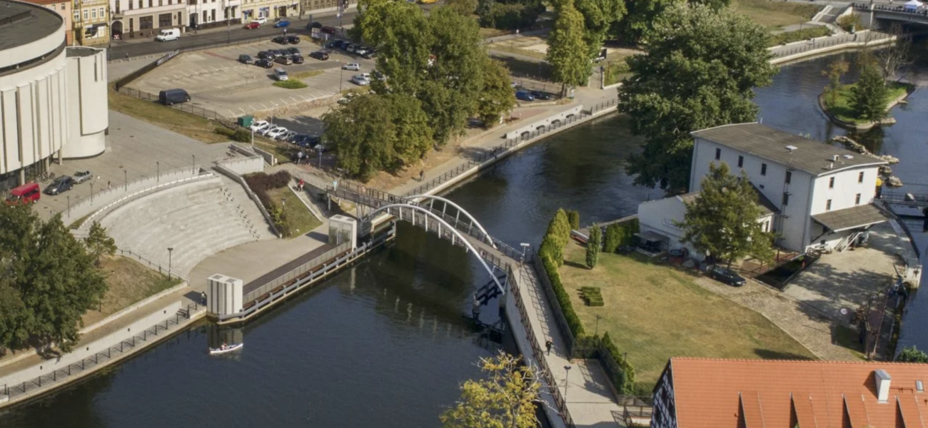 bygoszcz atrakcje dla par bygoszcz atrakcje dla par - most jana kiepury (most miłości) z lotu ptaka